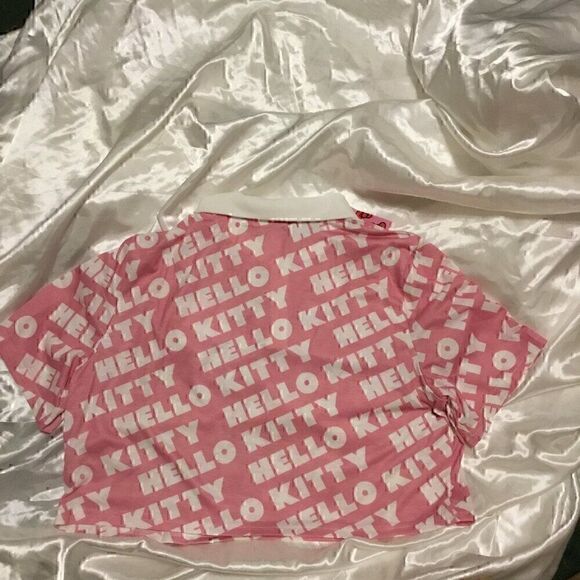 Hello Kitty Pink White Button Up Cropped Polo Short Sleeve Monogram Shirt 1XL - Picture 3 of 6